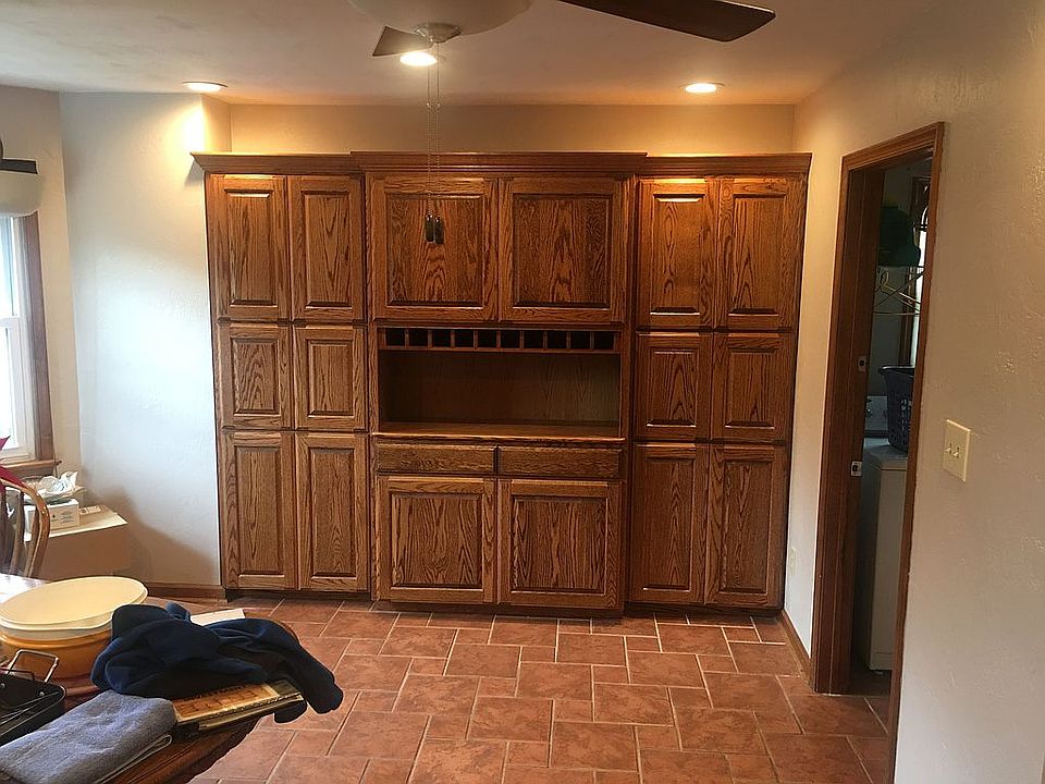 1st image of 514 Three Oaks Dr