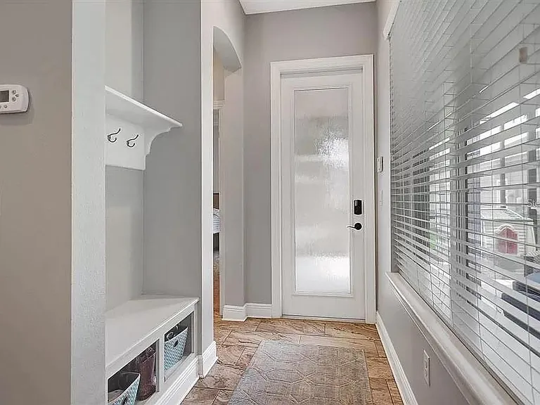 6010 Village Center Dr — Photo 12