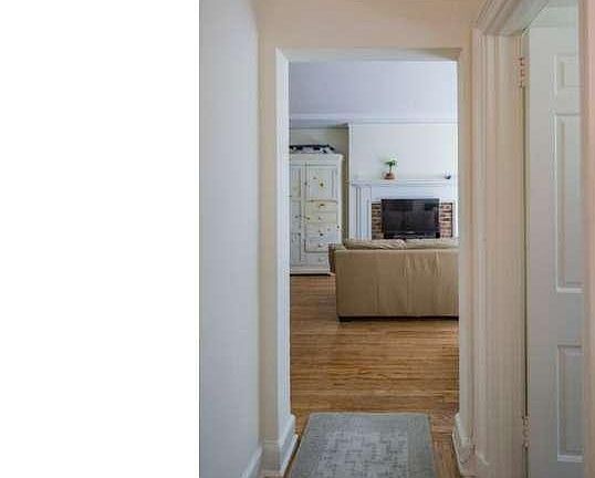 4th image of 9 Palmer Sq W APT H