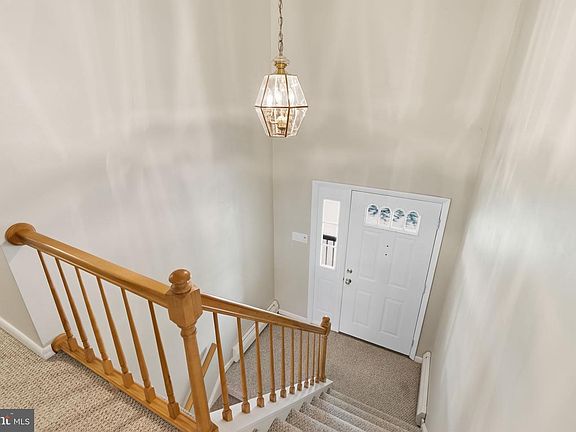 5th image of 1286 Clearbrook Rd
