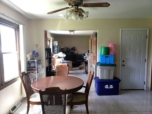 5th image of 884 Glenlake Dr