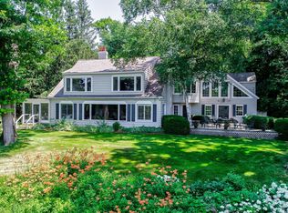 18067 N Fruitport Rd, Spring Lake, MI 49456