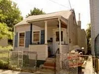 212 N 1st St photo 1