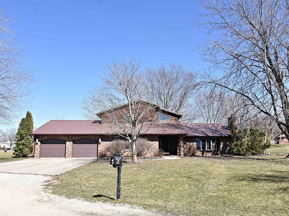 335 2nd St S, Winthrop, IA 50682 Zillow
