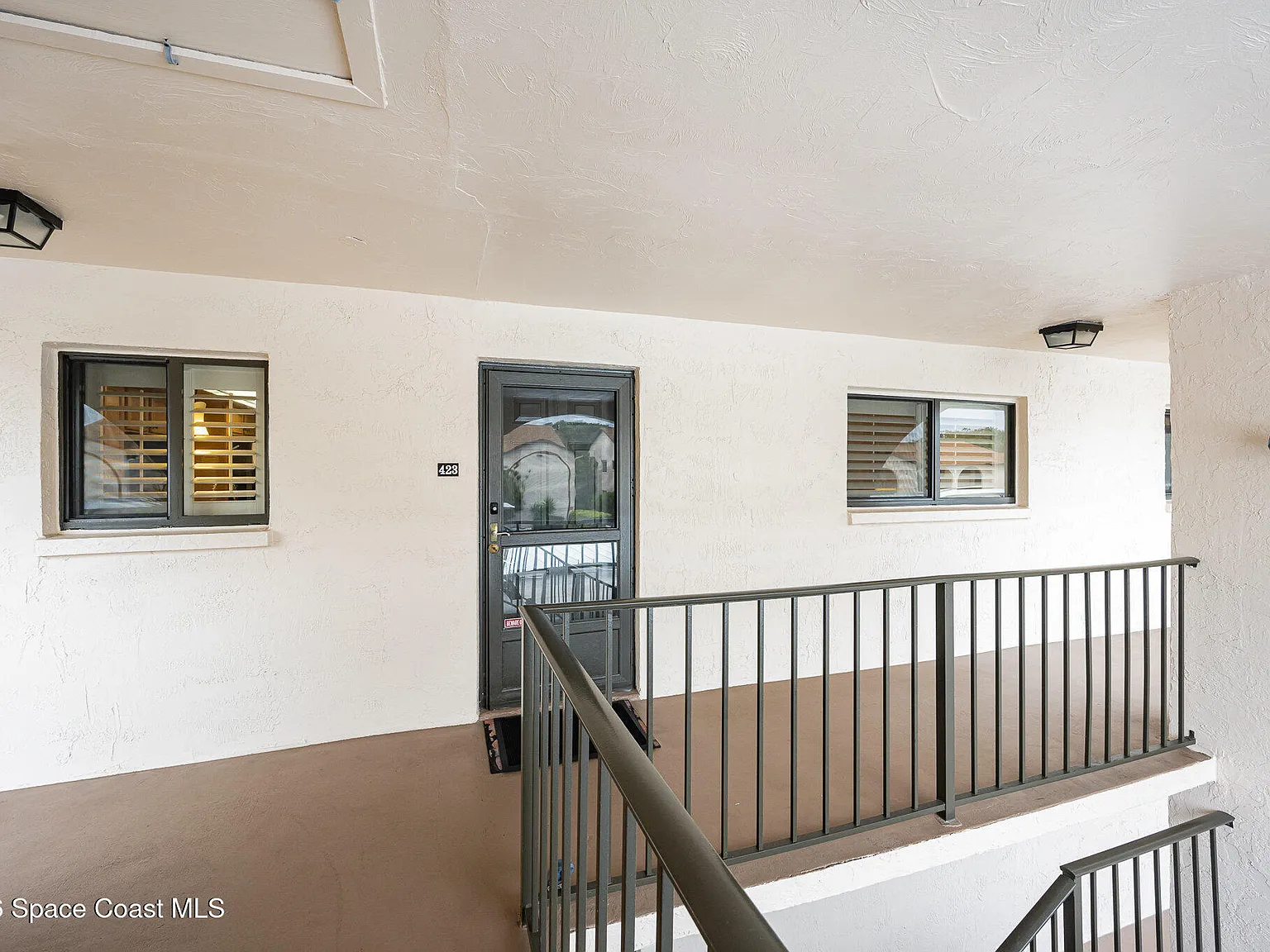 2 bed, 2.0 bath, 1116 sqft, $1,950 — Photo 2