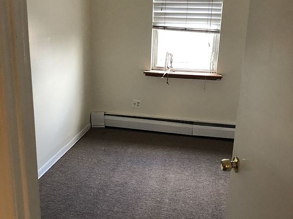 3rd image of 4836 59th St #2
