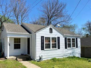 622 W Douglas St, Fayetteville, AR 72701