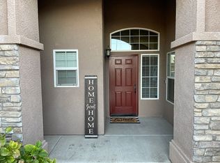994 Lingonberry St, Kingsburg, CA 93631