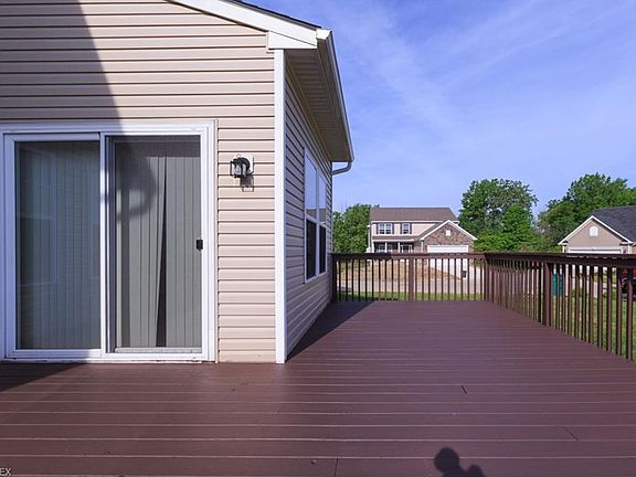 3rd image of 4401 Stoneledge Dr