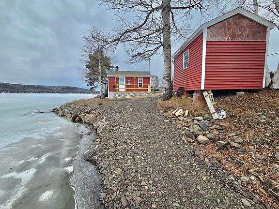 3rd image of 112 Sinclair Road