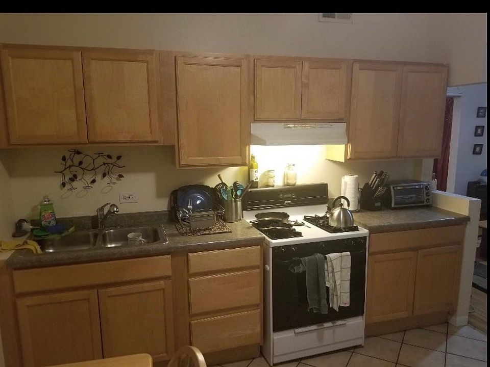 1st image of 3800 S Winchester Ave #2W
