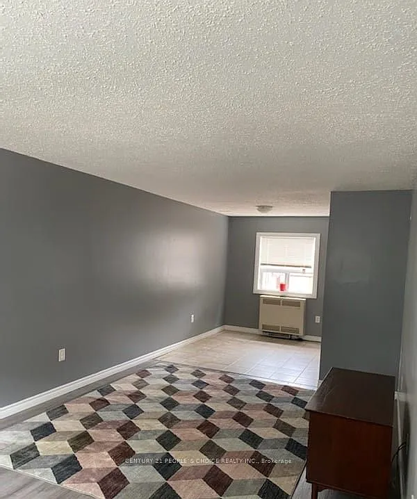 3 bed, $2,150 — Photo 3