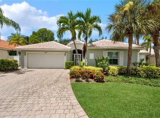1507 Whispering Oaks Cir, Naples, FL 34110