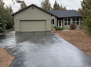 2423 Osprey Dr, Redmond, OR