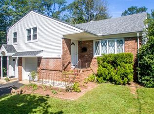 112 Oakland Ave, Metuchen, NJ