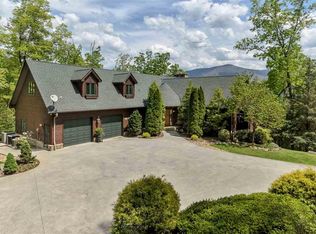 3273 Burns Rd, Sevierville, TN 37862