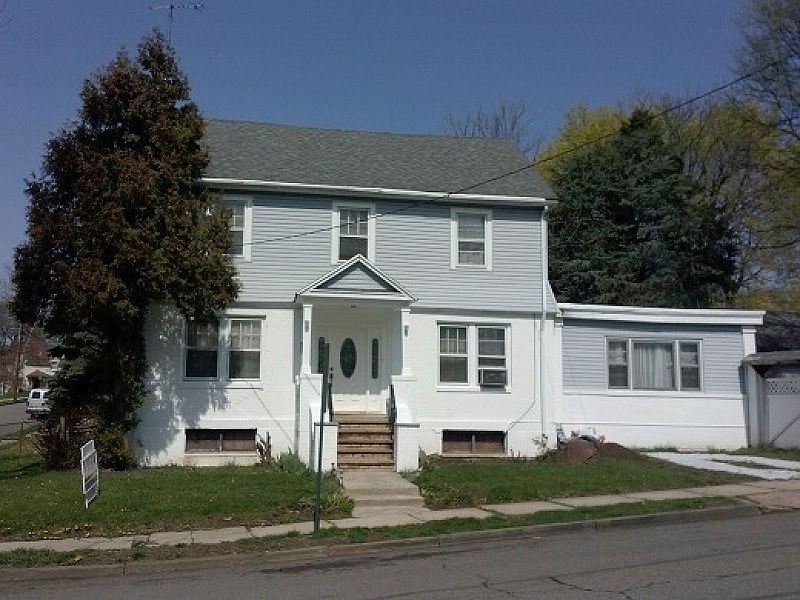 2nd image of 965-69 Byron Ave
