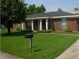 3008 Valeria St N, Mobile, AL 36607