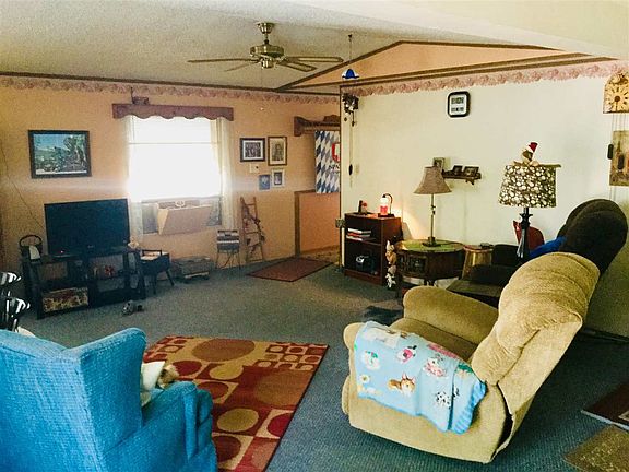 4th image of 447 Morning Dove Dr