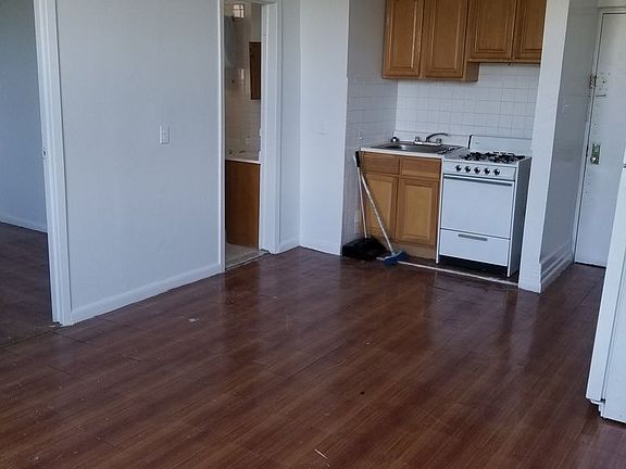 2nd image of 550 W 153rd St APT 52