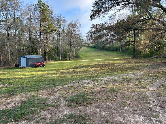 4th image of 3675 Sweetwater Rd