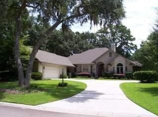 6 Primrose Ln, Hilton Head Island, SC 29926