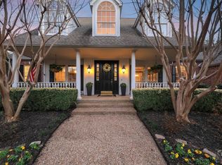 915 Edgemeer Ln, Southlake, TX 76092