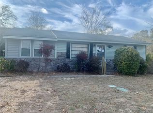5630 Duncan St, Hope Mills, NC 28348