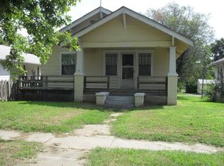 1222 N Summit St, Arkansas City, KS 67005