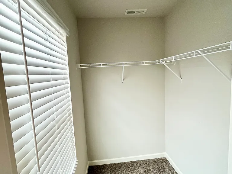 6428 Woodwell Dr S — Photo 19