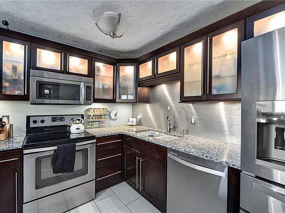 4th image of 11811 Lake Ave APT 1006