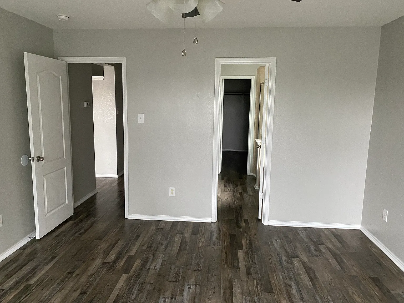 4 bed, 2.5 bath, 2562 sqft, $2,700 — Photo 3
