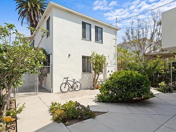 4th image of 658 Westminster Ave #662