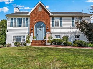 5501 Hundley Rd, Winston Salem, NC 27106