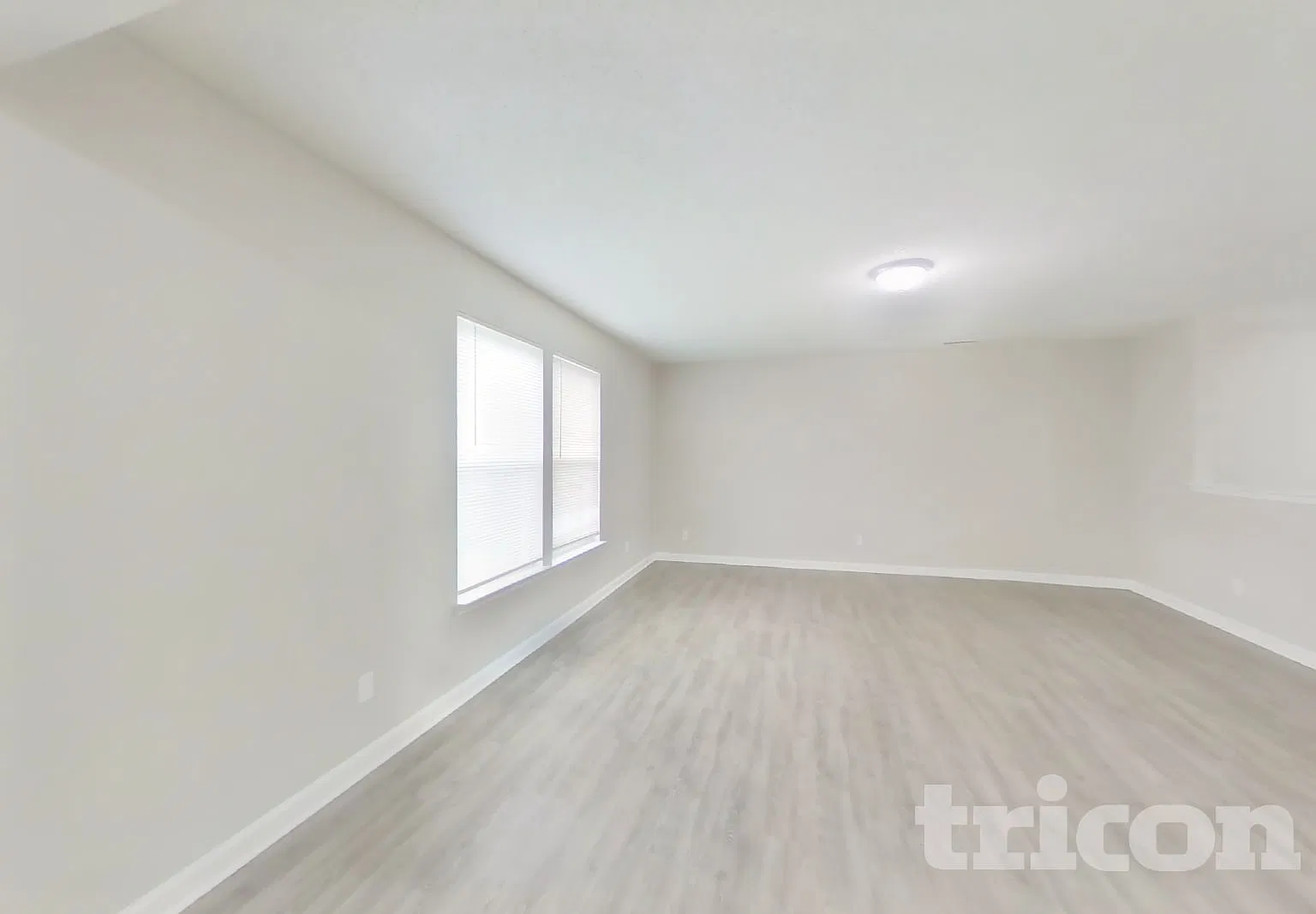 6712 W Philadelphia Drive McCordsville IN — Photo 3