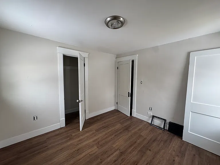 35 Ellenwood Ave #35 — Photo 5