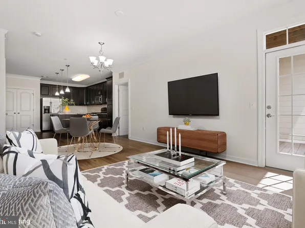 3160 John Glenn St Unit 405, Herndon, VA 20171