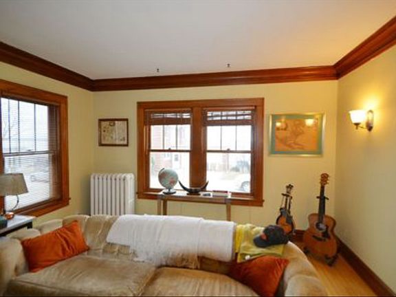 2nd image of 815 Prospect Pl #1
