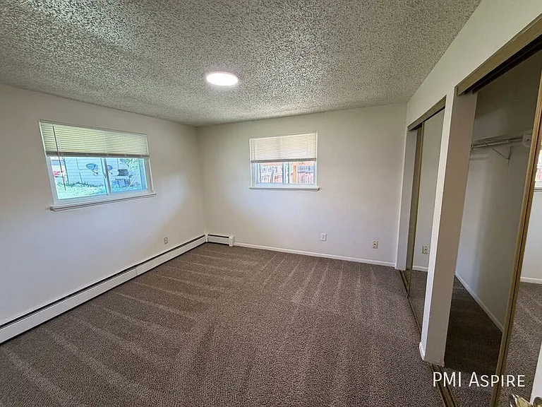 3498 Butternut Dr — Photo 9