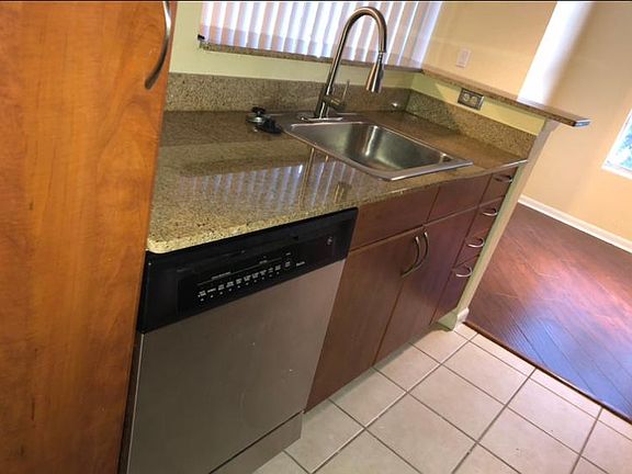 2nd image of 11574 Westwood Blvd APT 1135