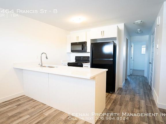 2nd image of 2464 Francis St #B