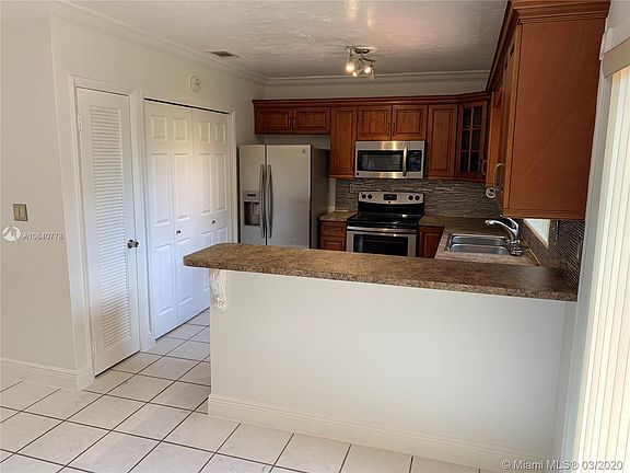 4th image of 18807 SW 100th Ave #18807