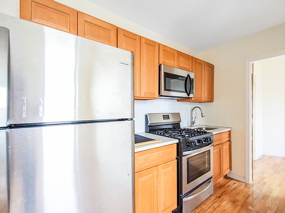 3rd image of 503 W 173rd St #48