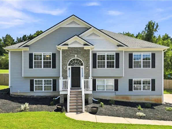 39 Dunleith Dr, Dallas, GA 30132
