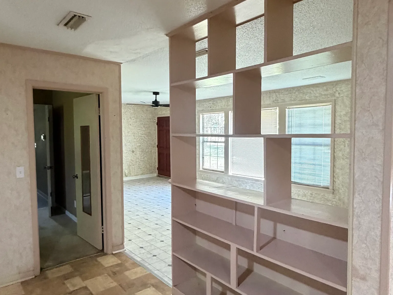 4 bed, 1750 sqft, $1,400 — Photo 4