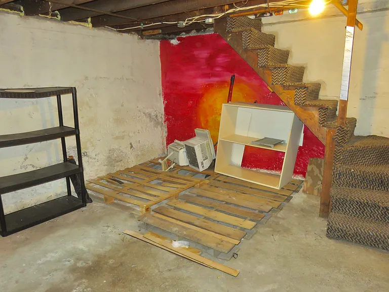 37-39 Parmenter Rd — Photo 26