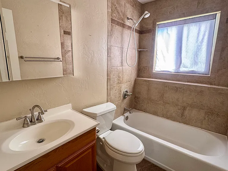 1125 Cree Dr — Photo 13