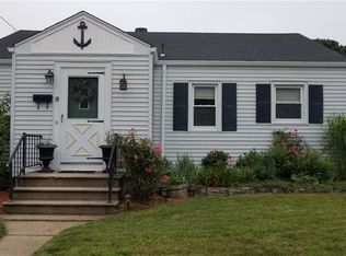 19 Bellevue Ave, Westerly, RI 02891