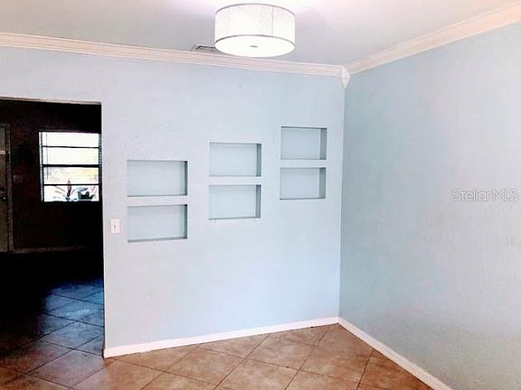 3rd image of 207 Forest Park Ave