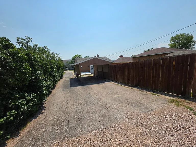124 E Van Buren St — Photo 21